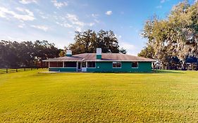 Two Springs Farm Guesthouse A